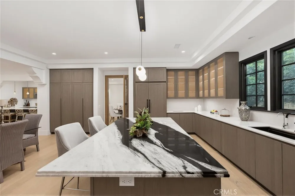 339 W Longden Avenue Arcadia, CA 91007