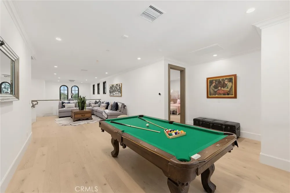 339 W Longden Avenue Arcadia, CA 91007