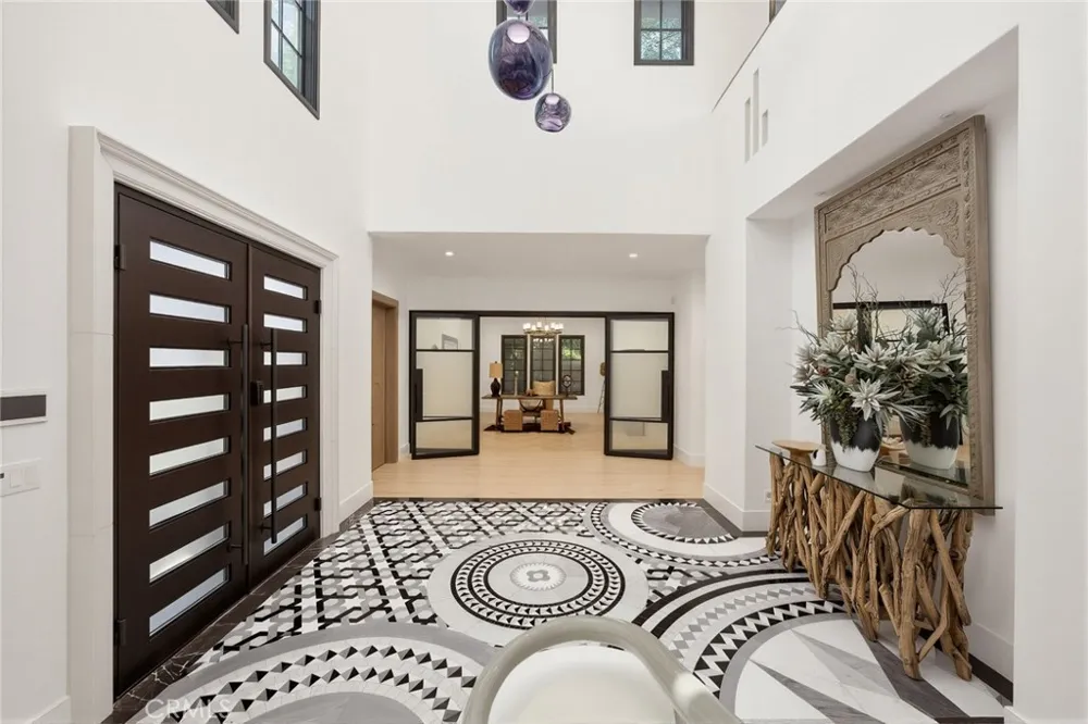339 W Longden Avenue Arcadia, CA 91007