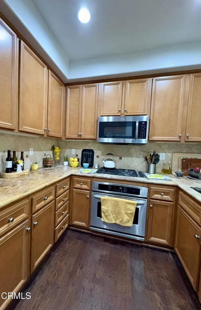 4153 Felipe Lane #C Simi Valley, CA 93063