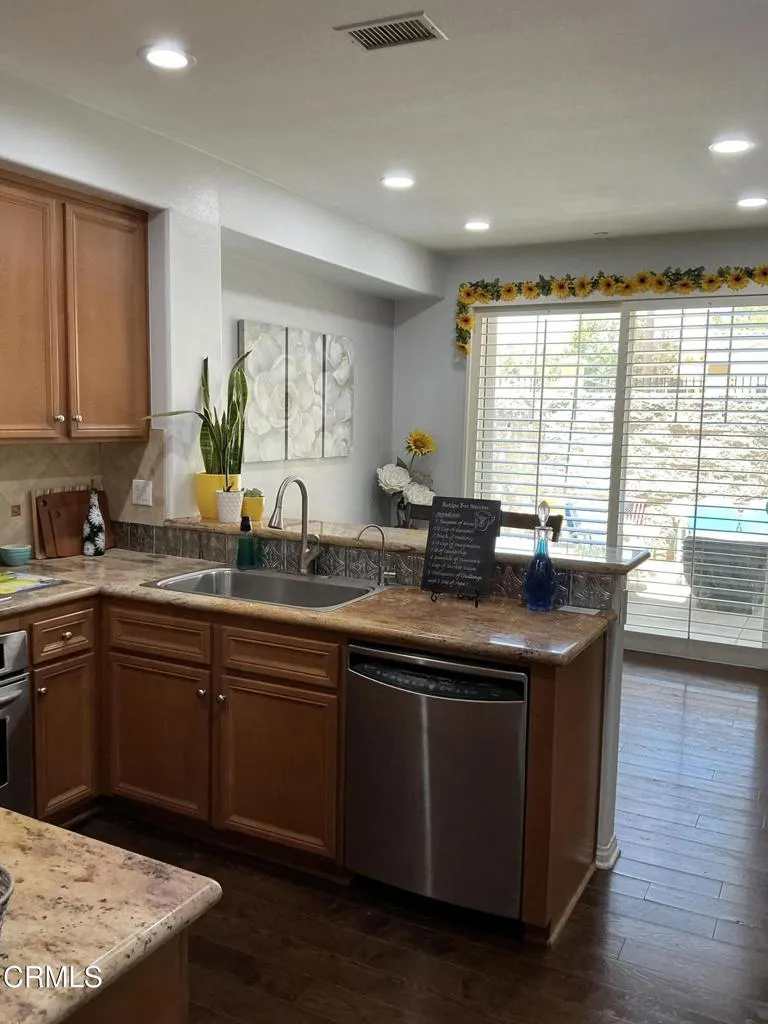 4153 Felipe Lane #C Simi Valley, CA 93063