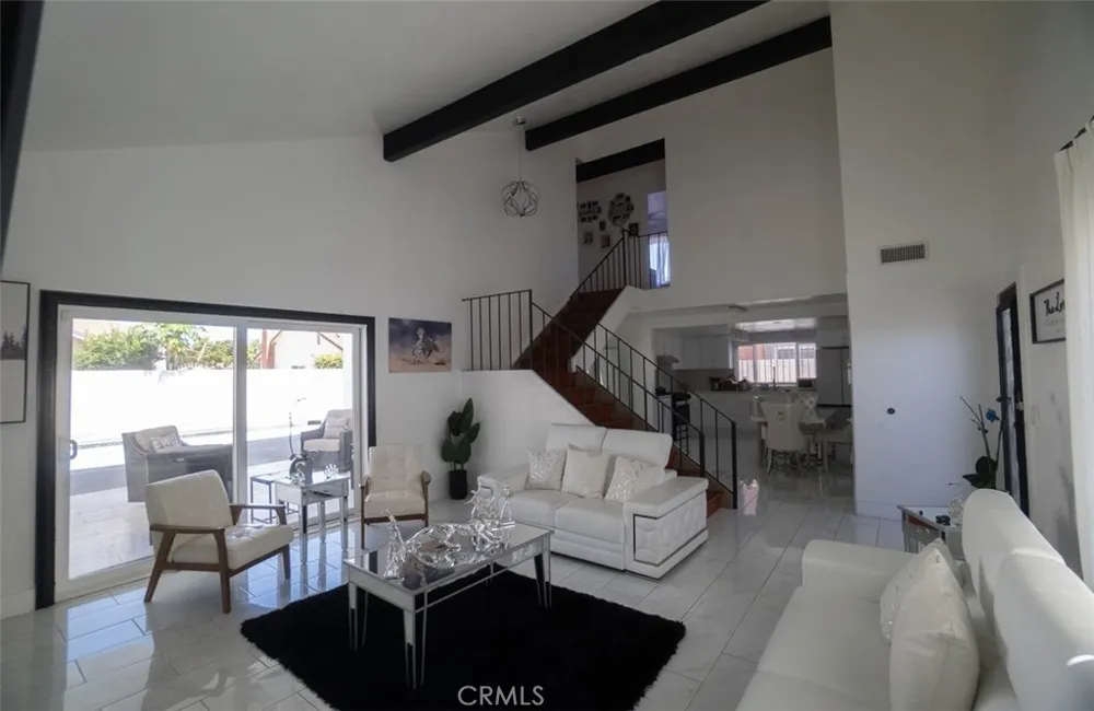 19912 Claretta Cerritos, CA 90703