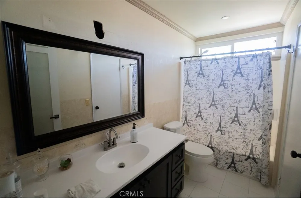 19912 Claretta Cerritos, CA 90703