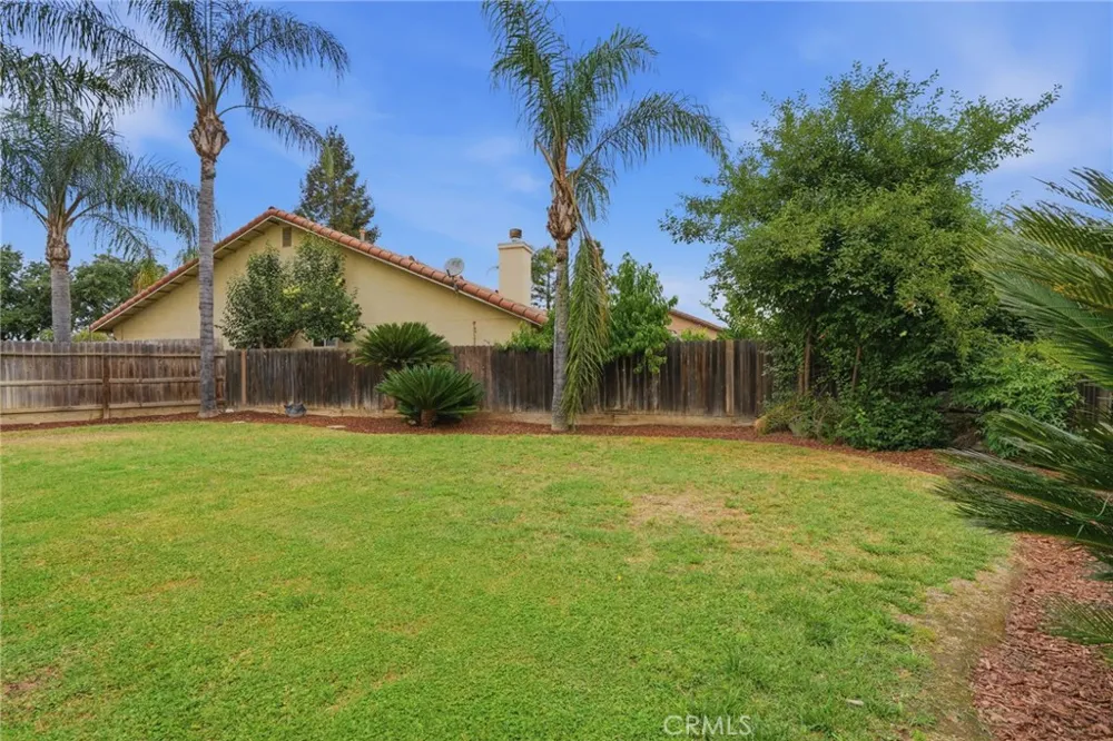 4106 E Westcott Visalia, CA 93292