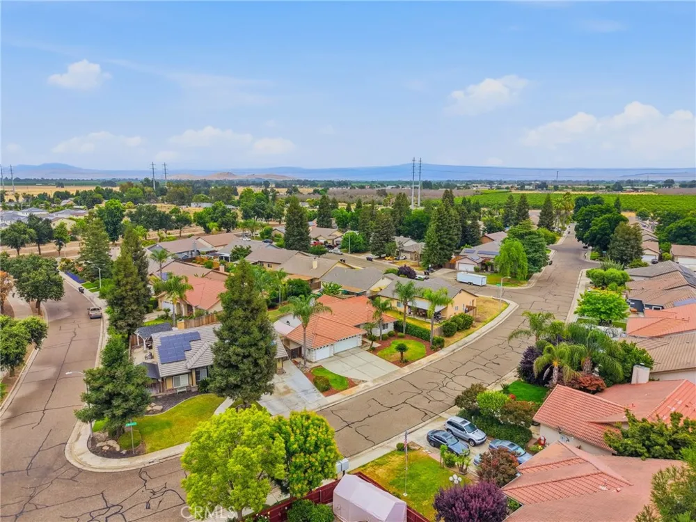 4106 E Westcott Visalia, CA 93292