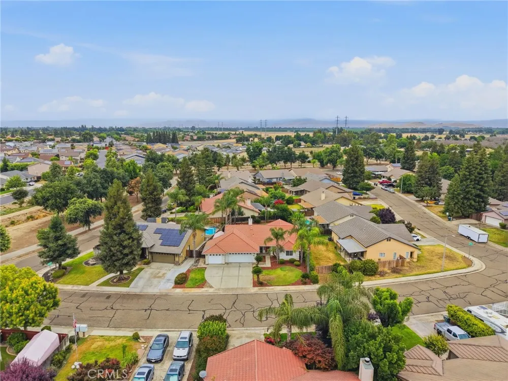 4106 E Westcott Visalia, CA 93292