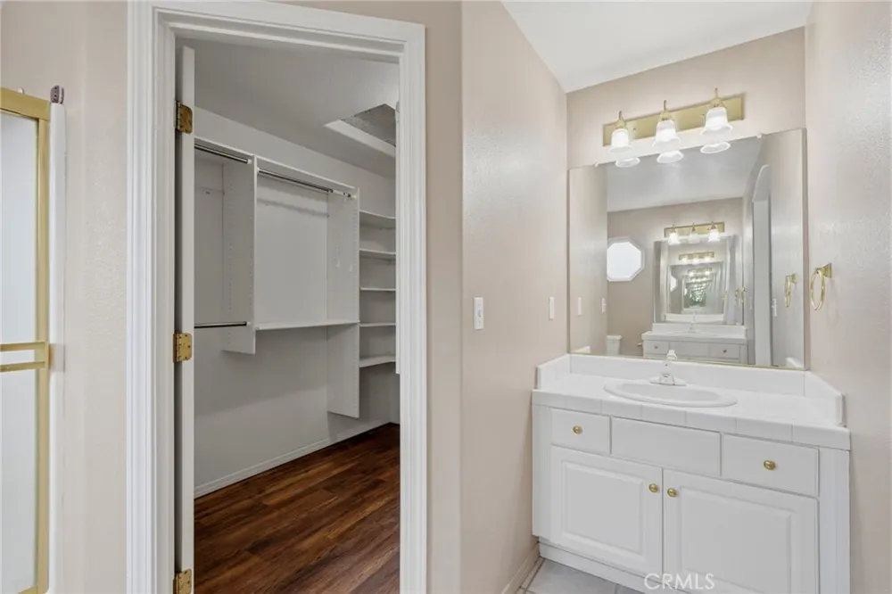 4106 E Westcott Visalia, CA 93292