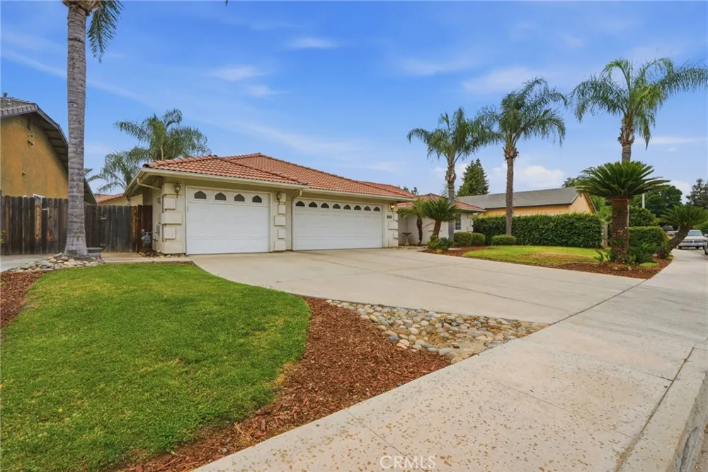 4106 E Westcott Visalia, CA 93292