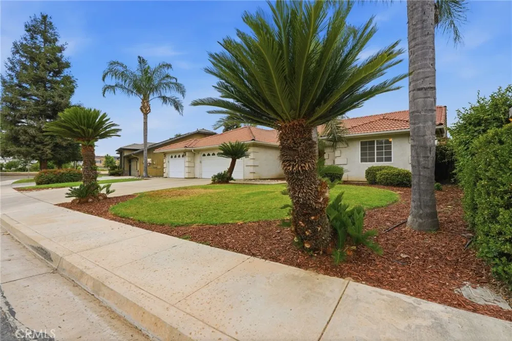 4106 E Westcott Visalia, CA 93292