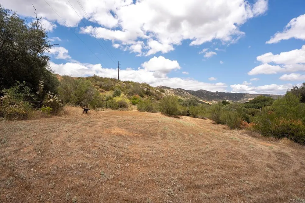 450 SUMMERHILL CT Alpine, CA 91901