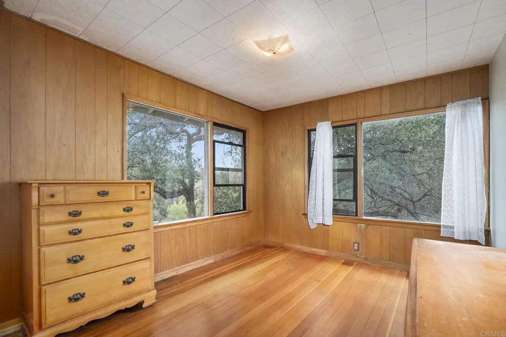 450 SUMMERHILL CT Alpine, CA 91901