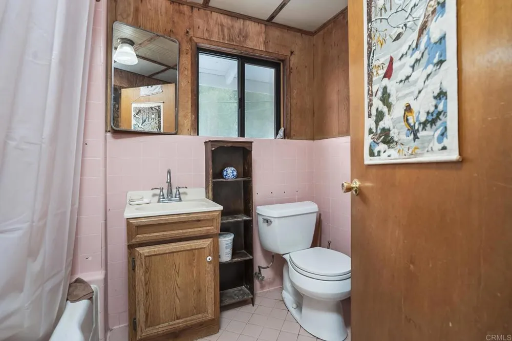 450 SUMMERHILL CT Alpine, CA 91901
