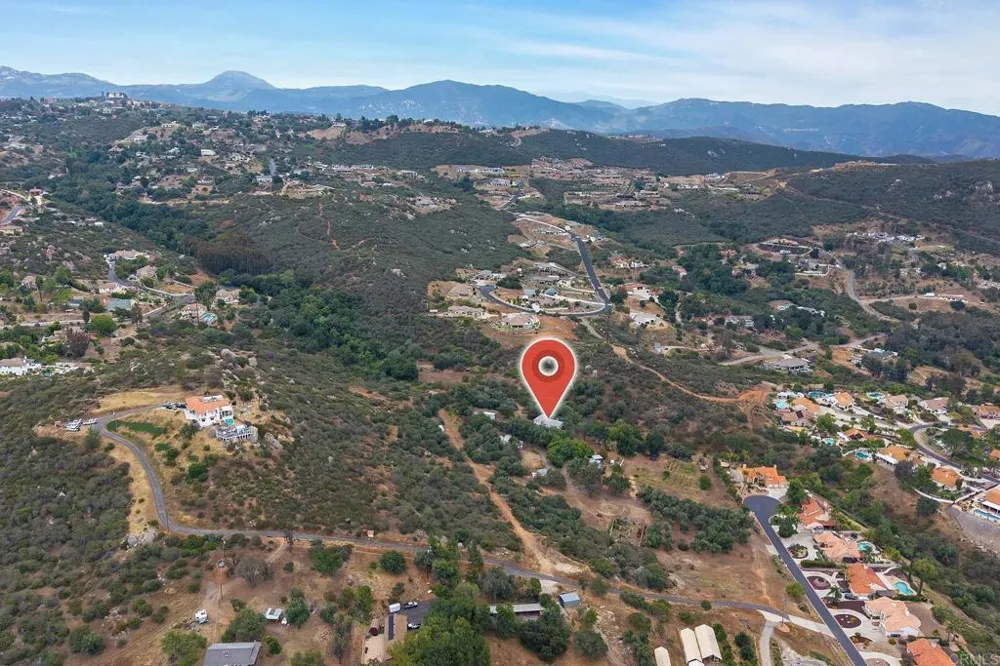 450 SUMMERHILL CT Alpine, CA 91901