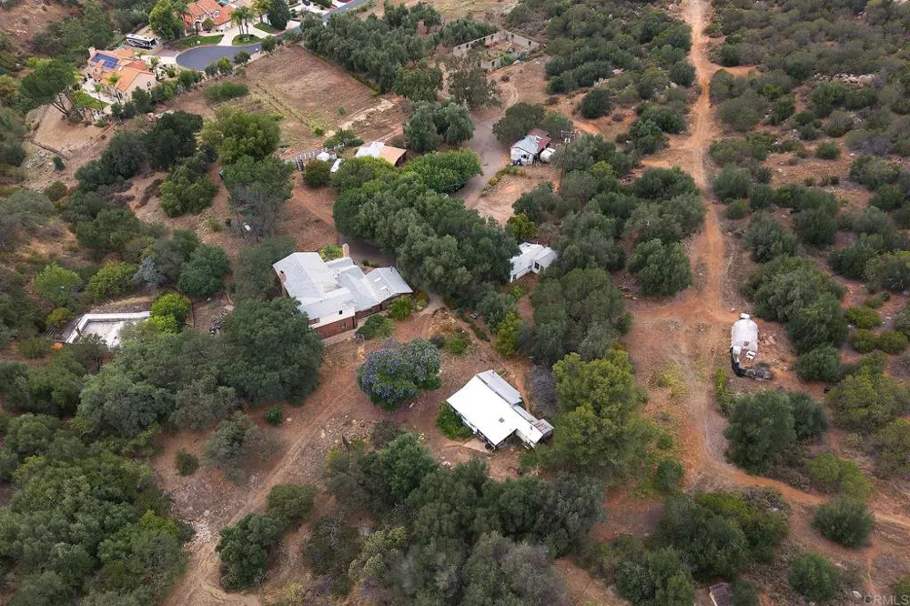 450 SUMMERHILL CT Alpine, CA 91901