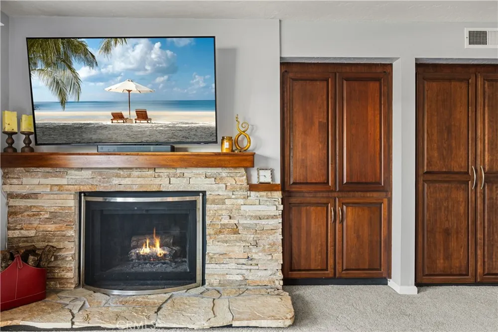 994 Bayside Cove Newport Beach, CA 92660