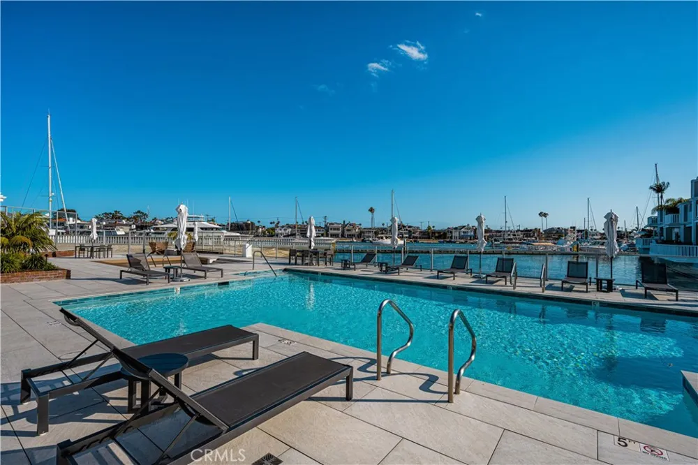 994 Bayside Cove Newport Beach, CA 92660