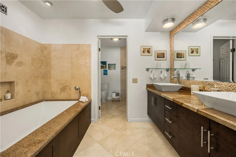 994 Bayside Cove Newport Beach, CA 92660