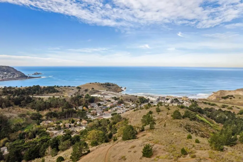 Calera Terrace Pacifica, CA 94044