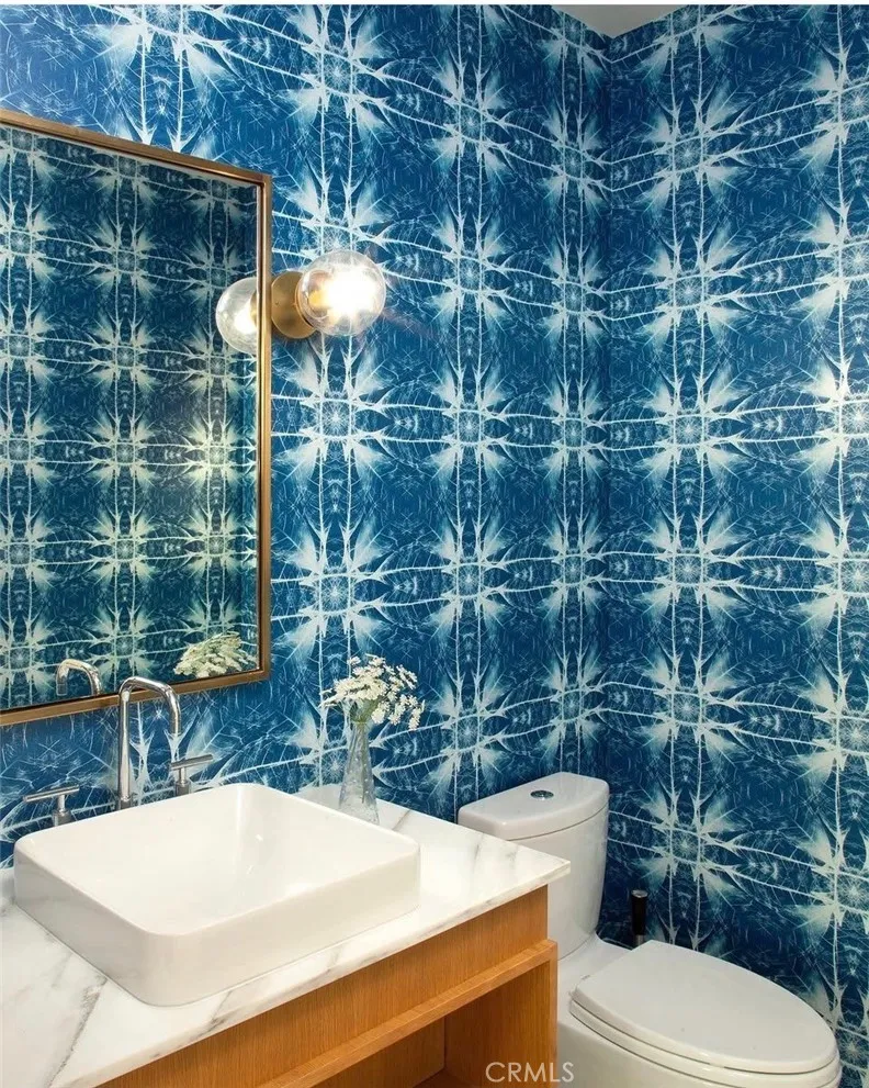 217 8th Place Manhattan Beach, CA 90266
