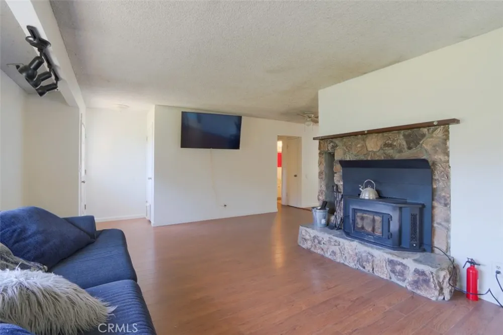 4121 Old Hwy Mariposa, CA 95338