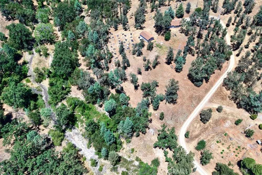 4121 Old Hwy Mariposa, CA 95338