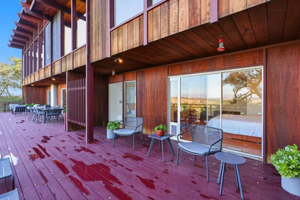 410 Conil Way Portola Valley, CA 94028