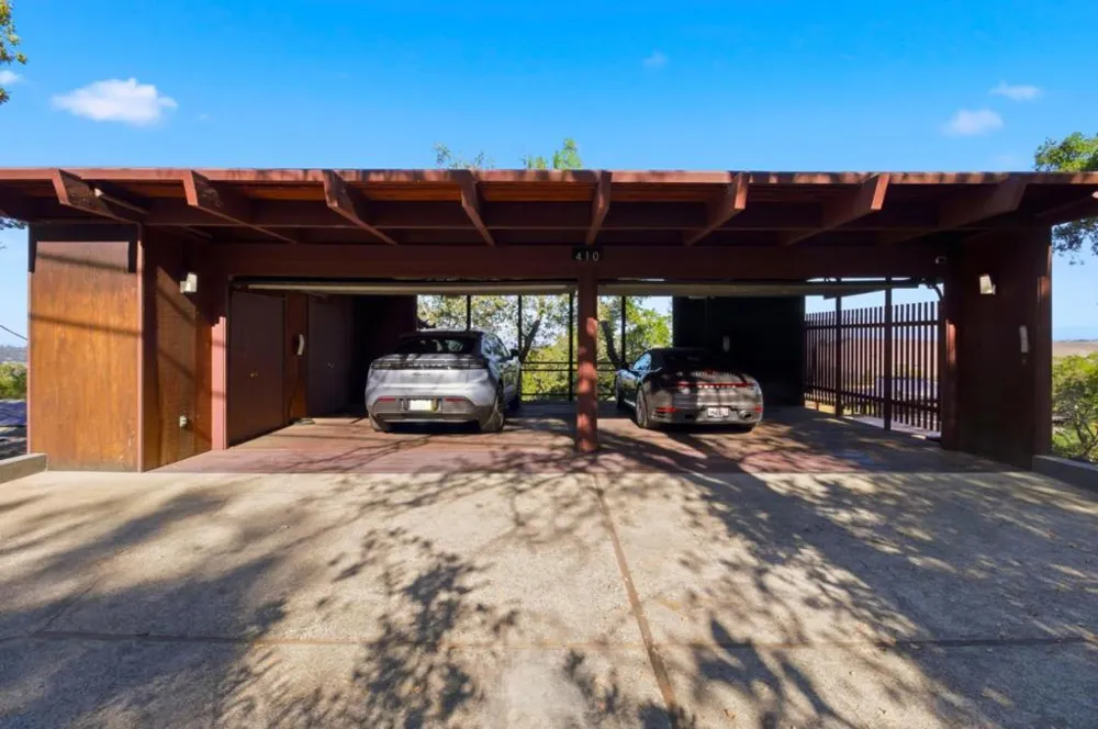 410 Conil Way Portola Valley, CA 94028