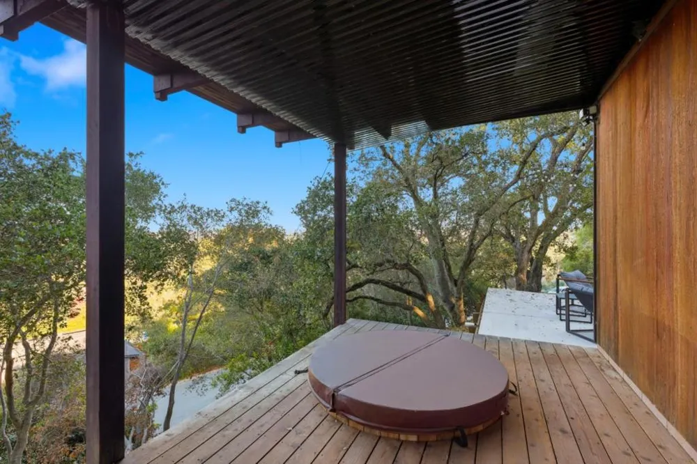 410 Conil Way Portola Valley, CA 94028