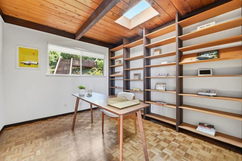 410 Conil Way Portola Valley, CA 94028