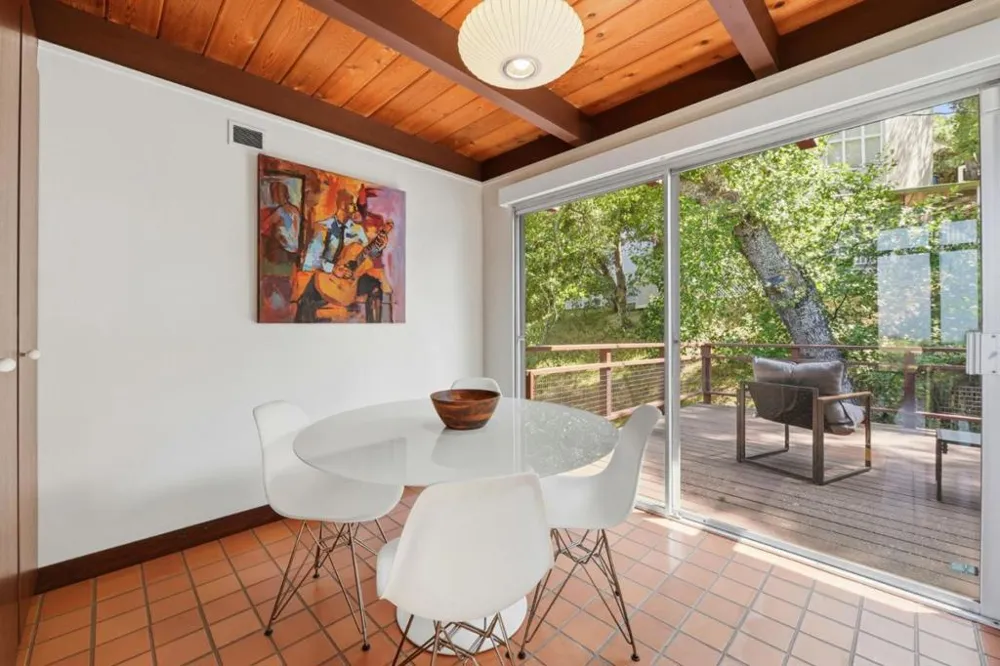 410 Conil Way Portola Valley, CA 94028