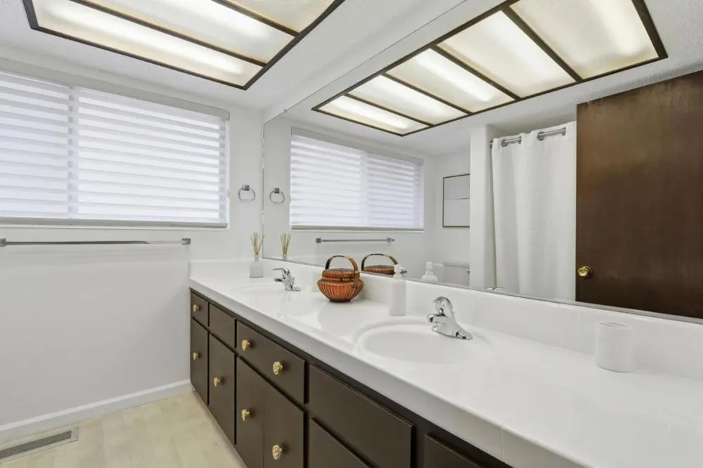 410 Conil Way Portola Valley, CA 94028