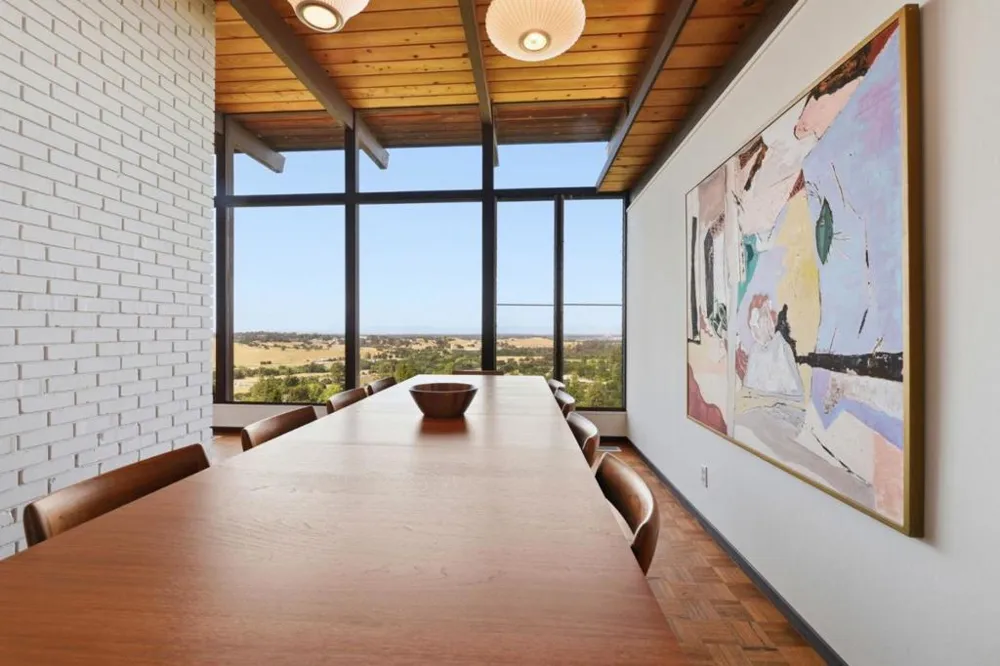 410 Conil Way Portola Valley, CA 94028