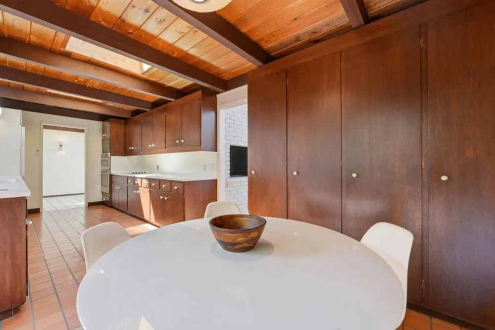 410 Conil Way Portola Valley, CA 94028