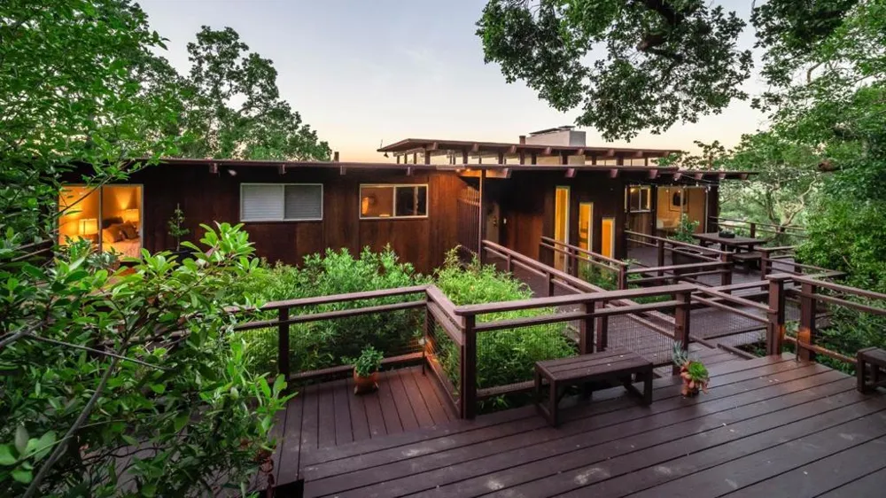 410 Conil Way Portola Valley, CA 94028