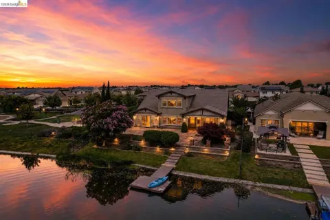 2683 Manresa Shore Lane