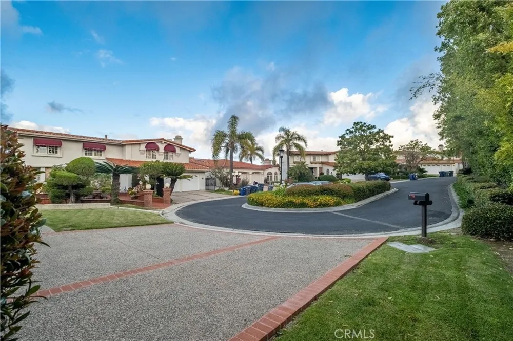 11 Avenida De Magnolia Rancho Palos Verdes, CA 90275