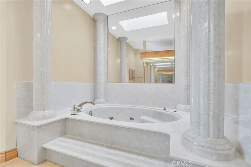 11 Avenida De Magnolia Rancho Palos Verdes, CA 90275