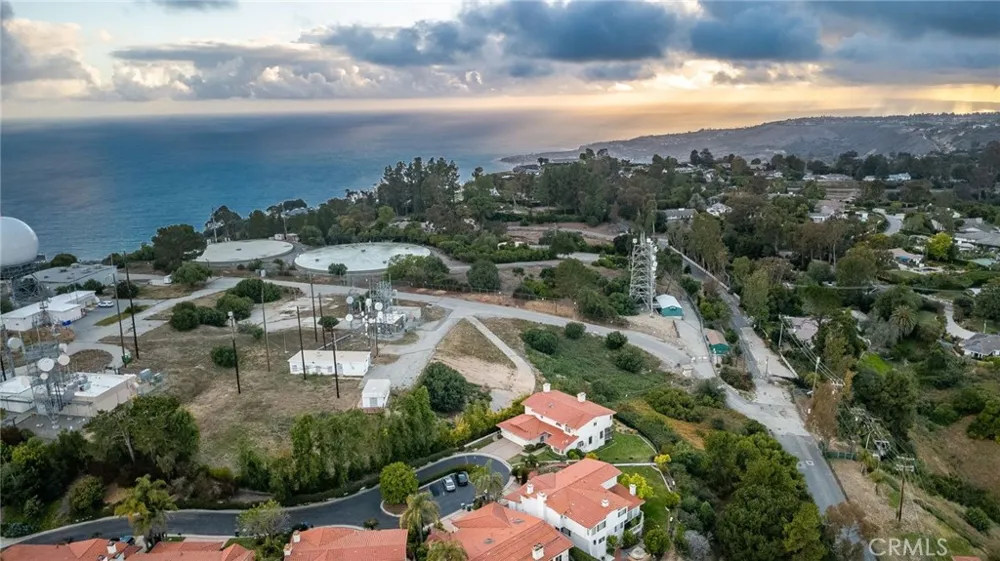 11 Avenida De Magnolia Rancho Palos Verdes, CA 90275