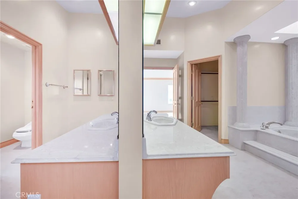 11 Avenida De Magnolia Rancho Palos Verdes, CA 90275