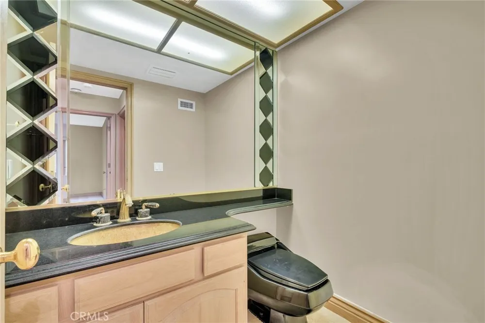 11 Avenida De Magnolia Rancho Palos Verdes, CA 90275