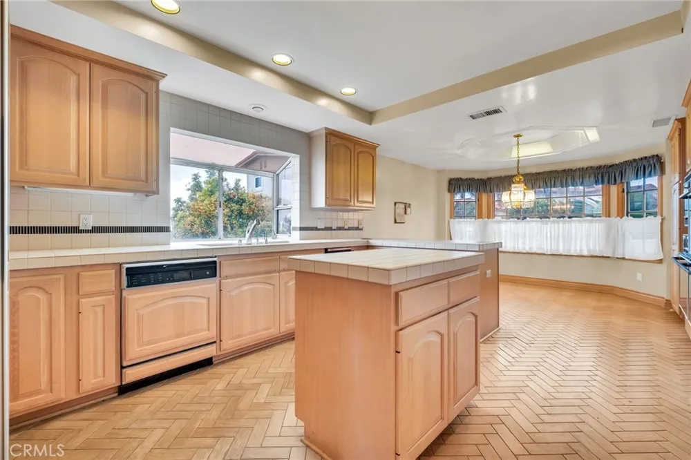 11 Avenida De Magnolia Rancho Palos Verdes, CA 90275