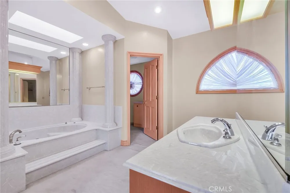 11 Avenida De Magnolia Rancho Palos Verdes, CA 90275