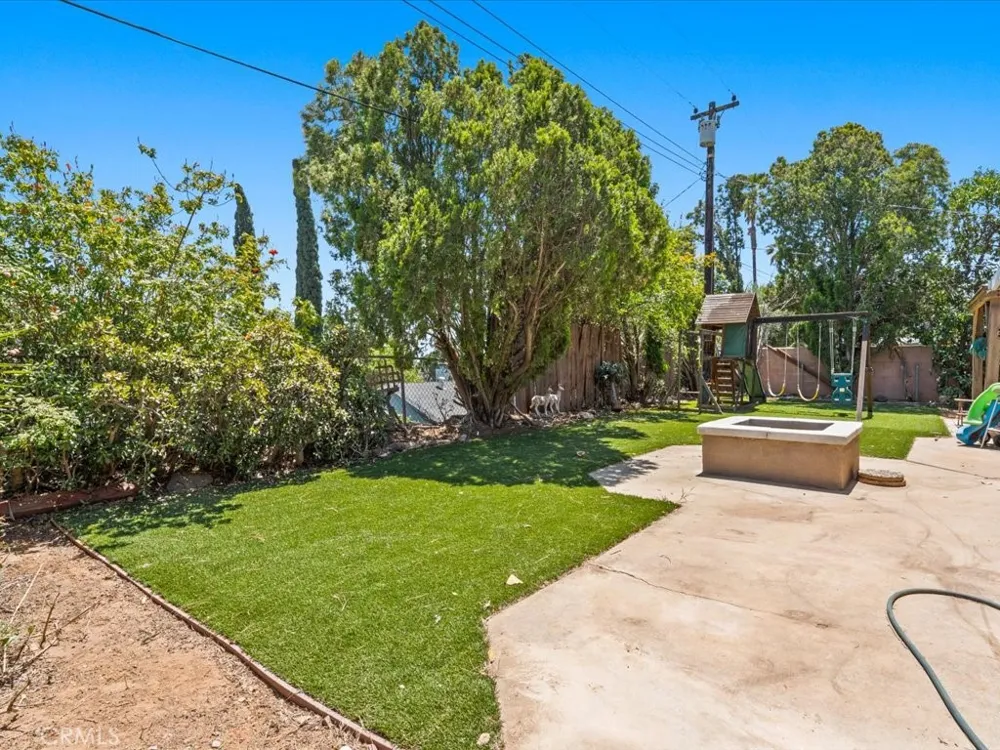 7770 Big Rock Jurupa Valley, CA 92509