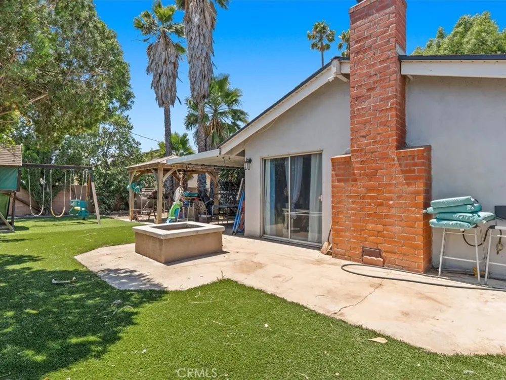 7770 Big Rock Jurupa Valley, CA 92509