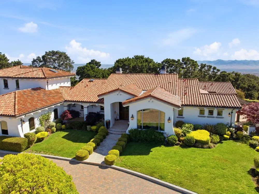 3000 San Juan Canyon Road San Juan Bautista, CA 95045