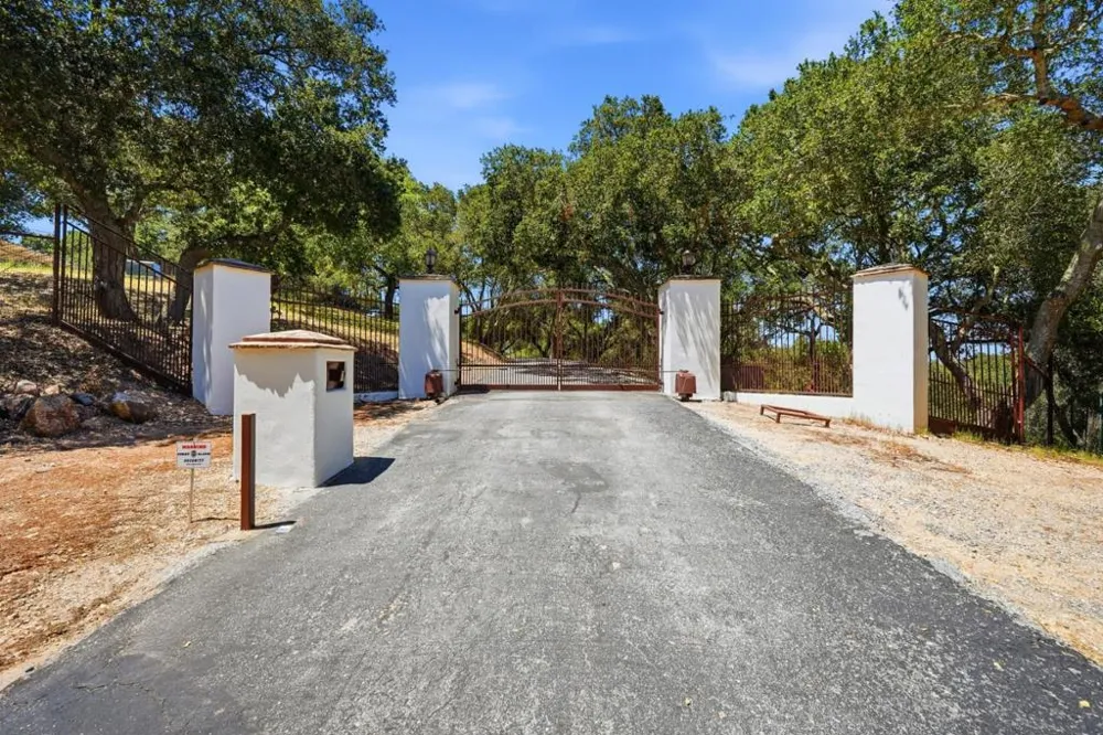 3000 San Juan Canyon Road San Juan Bautista, CA 95045