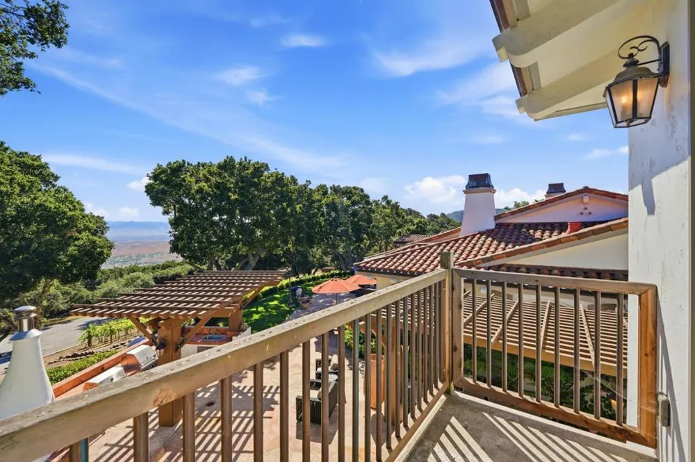3000 San Juan Canyon Road San Juan Bautista, CA 95045