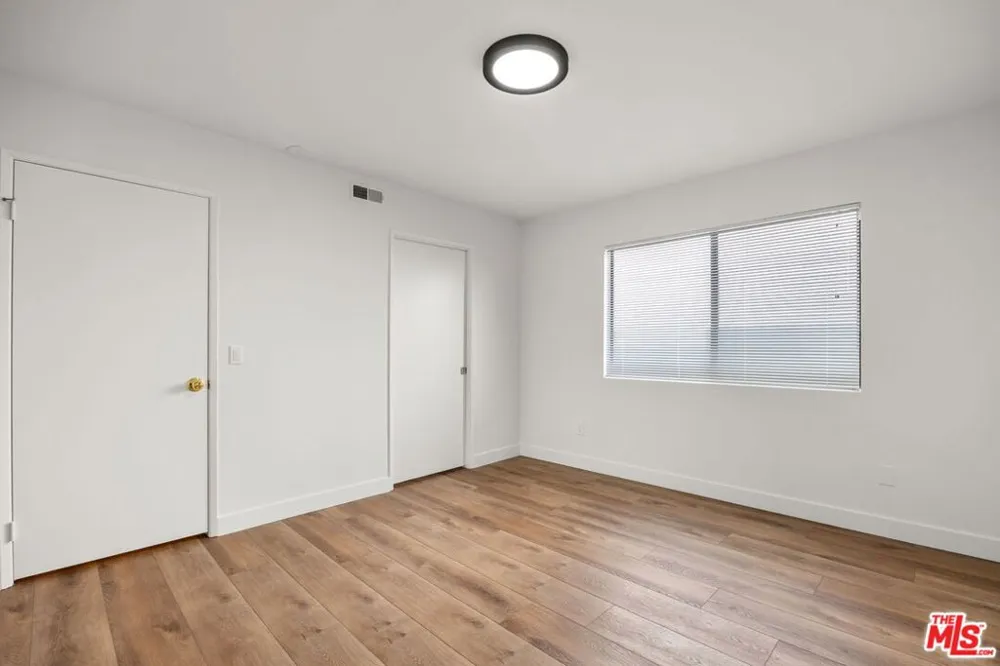 4218 Whitsett Avenue #4 Studio City, CA 91604