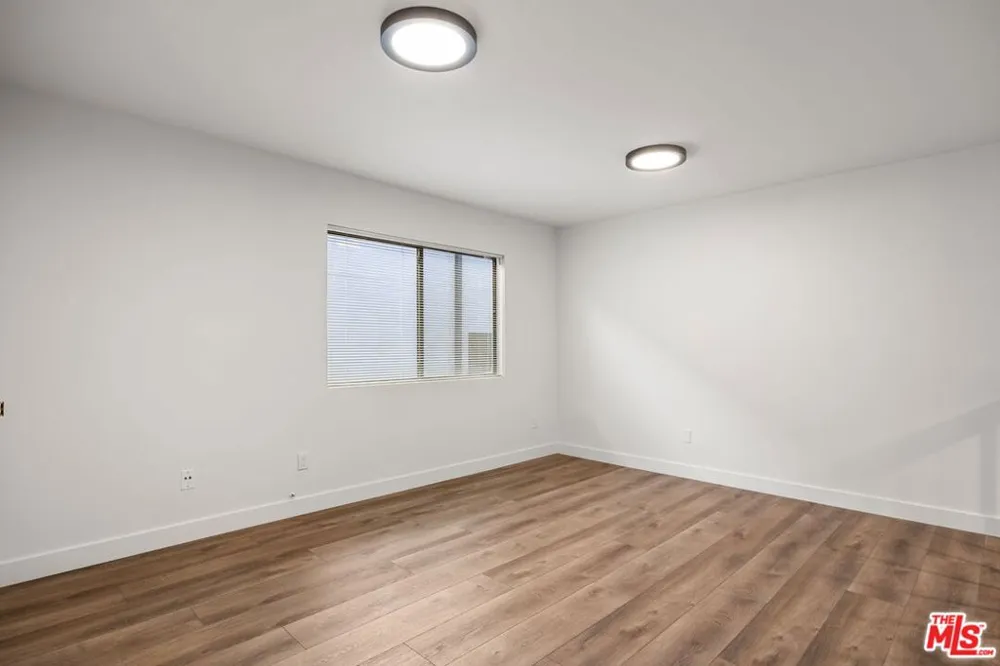 4218 Whitsett Avenue #4 Studio City, CA 91604
