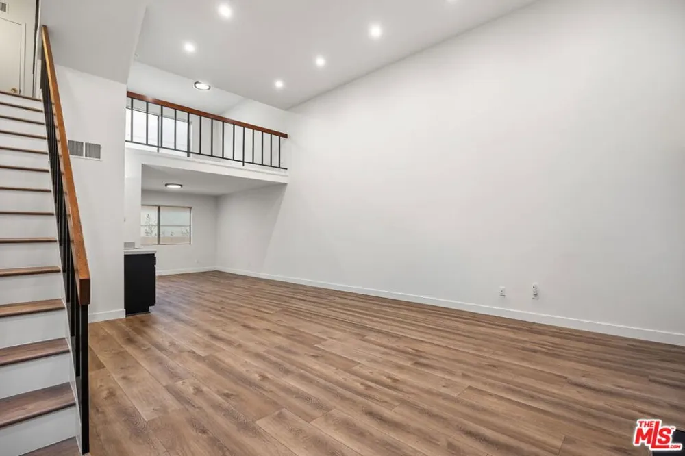 4218 Whitsett Avenue #4 Studio City, CA 91604